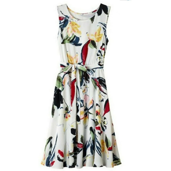 โ Signature Collection ๐ Dress with Pockets - Picture 3 of 9